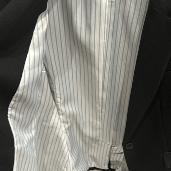 1 state - Picture 4 of 10